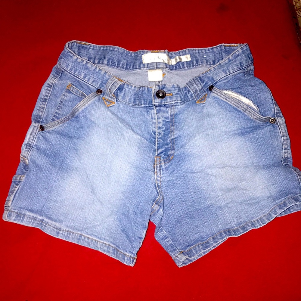 90’S style jean high waisted jean shorts